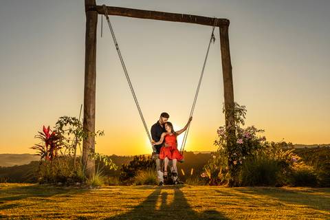 As melhores ideias e inspirações criativas de fotos para ensaio pré wedding no Sítio das Borboletas em Piedade 
'
