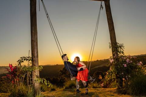 As melhores ideias e inspirações criativas de fotos para ensaio pré wedding no Sítio das Borboletas em Piedade 
'