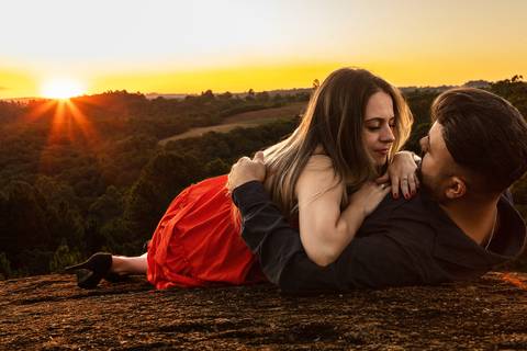 As melhores ideias e inspirações criativas de fotos para ensaio pré wedding no Sítio das Borboletas em Piedade 
'