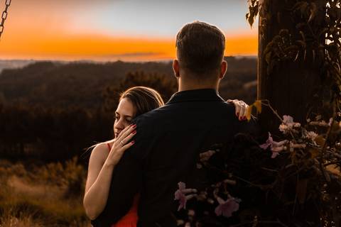 As melhores ideias e inspirações criativas de fotos para ensaio pré wedding no Sítio das Borboletas em Piedade 
'