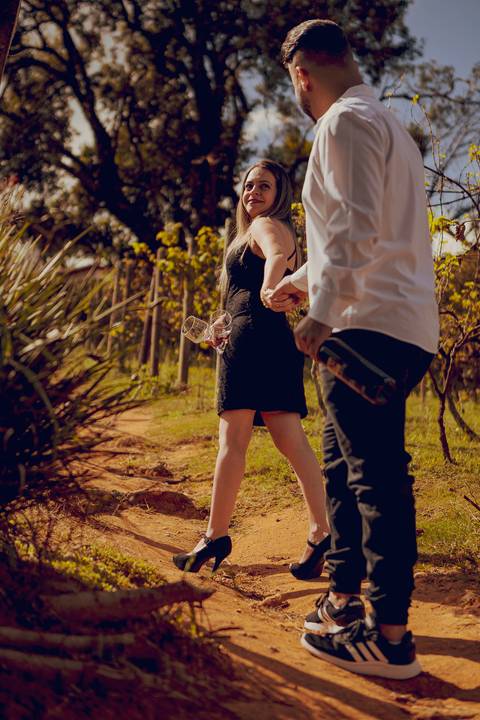 As melhores ideias e inspirações criativas de fotos para ensaio pré wedding na vinícola Bella Aurora em São Roque
'