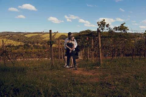 As melhores ideias e inspirações criativas de fotos para ensaio pré wedding na vinícola Bella Aurora em São Roque
'