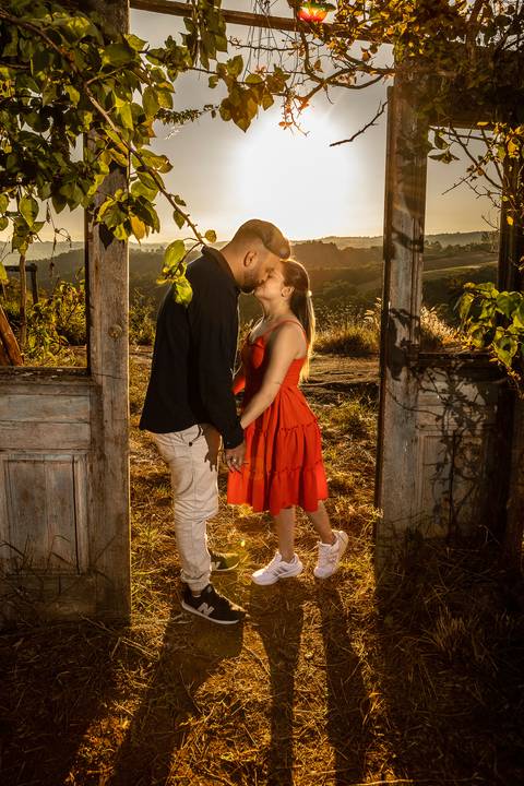 As melhores ideias e inspirações criativas de fotos para ensaio pré wedding no Sítio das Borboletas em Piedade 
'