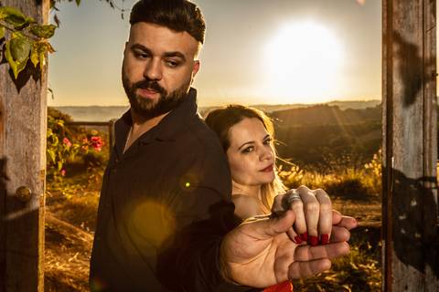 As melhores ideias e inspirações criativas de fotos para ensaio pré wedding no Sítio das Borboletas em Piedade 
'