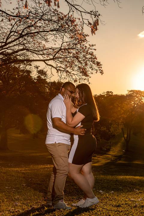 As melhores ideias e inspirações criativas de fotos para ensaio pré wedding no parque Cemucam - Cotia'