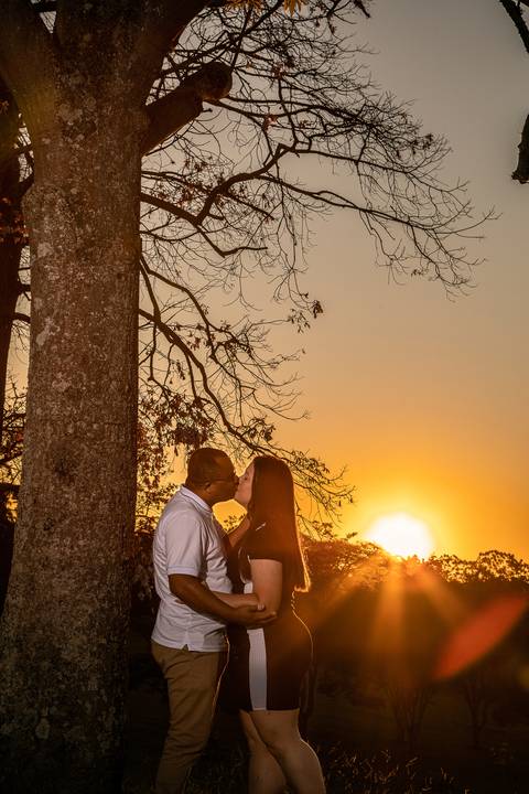 As melhores ideias e inspirações criativas de fotos para ensaio pré wedding no parque Cemucam - Cotia'