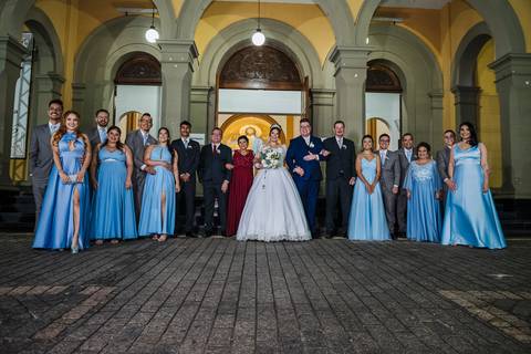 As melhores ideias e inspirações criativas de fotos de casamento na cerimônia na igreja Paróquia Santo Antônio'