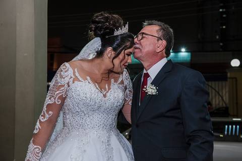 As melhores ideias e inspirações criativas de fotos de casamento na cerimônia na igreja Paróquia Santo Antônio'