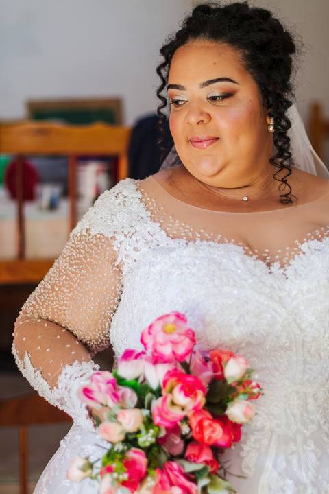 As melhores ideias e inspirações criativas do making of da noiva na Chácara Lírio dos Vales - Franco da Rocha'