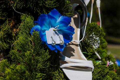 As melhores ideias e inspirações criativas do making of da noiva na Chácara Lírio dos Vales - Franco da Rocha'