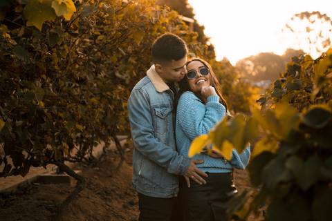 As melhores ideias e inspirações criativas de fotos para ensaio pré wedding na vinícola Bella Aurora em São Roque'