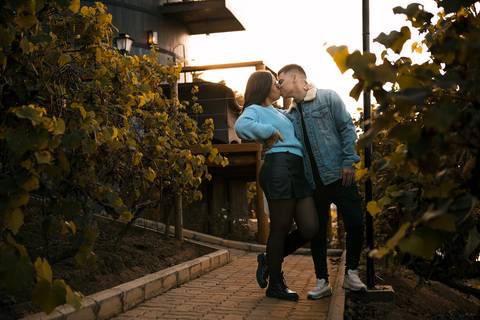 As melhores ideias e inspirações criativas de fotos para ensaio pré wedding na vinícola Bella Aurora em São Roque'