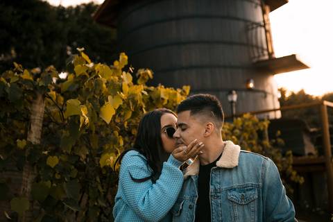 As melhores ideias e inspirações criativas de fotos para ensaio pré wedding na vinícola Bella Aurora em São Roque'