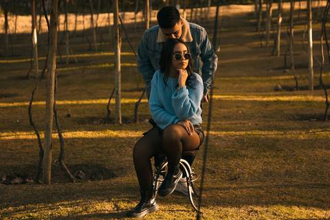 As melhores ideias e inspirações criativas de fotos para ensaio pré wedding na Villa Don Pato em São Roque'