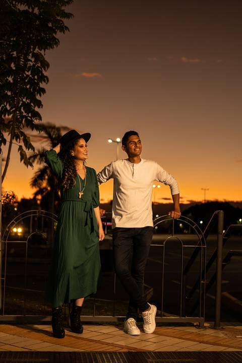 As melhores ideias e inspirações criativas de fotos para ensaio pré wedding em Aparecida do Norte  - Santuário Nacional'