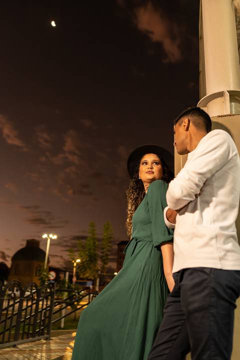 As melhores ideias e inspirações criativas de fotos para ensaio pré wedding em Aparecida do Norte  - Santuário Nacional'