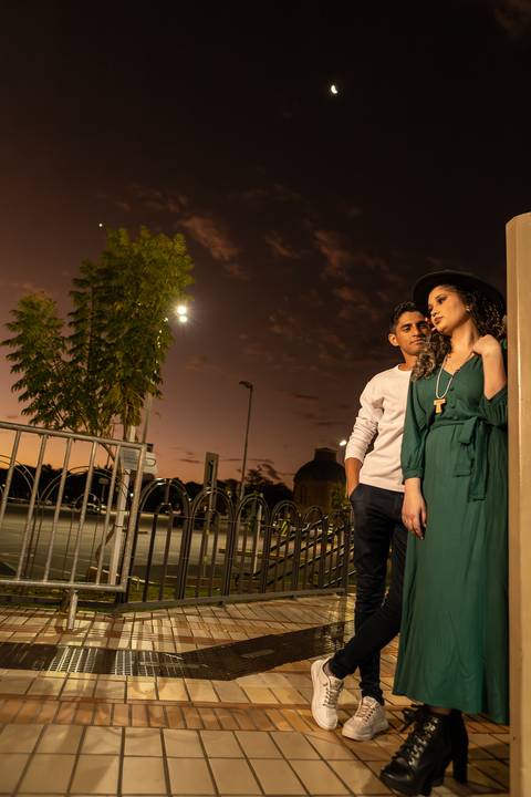 As melhores ideias e inspirações criativas de fotos para ensaio pré wedding em Aparecida do Norte  - Santuário Nacional'