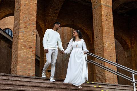 As melhores ideias e inspirações criativas de fotos para ensaio pré wedding em Aparecida do Norte  - Santuário Nacional'