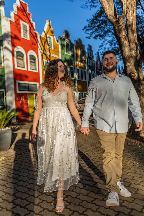 As melhores ideias e inspirações criativas de fotos para ensaio pré wedding na Cidade das Flores - Holambra'