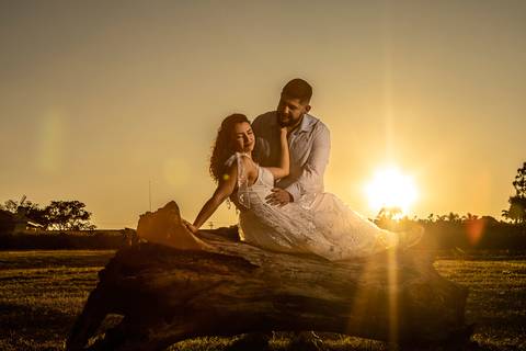 As melhores ideias e inspirações criativas de fotos para ensaio pré wedding na Cidade das Flores - Holambra'