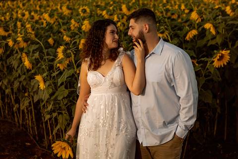 As melhores ideias e inspirações criativas de fotos para ensaio pré wedding na Cidade das Flores - Holambra'