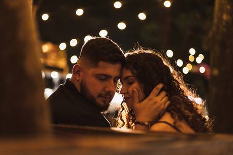 As melhores ideias e inspirações criativas de fotos para ensaio pré wedding na Cidade das Flores - Holambra'