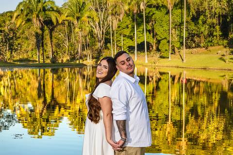 As melhores ideias e inspirações criativas de fotos para ensaio pré wedding no parque Jardim Botânico - SP'