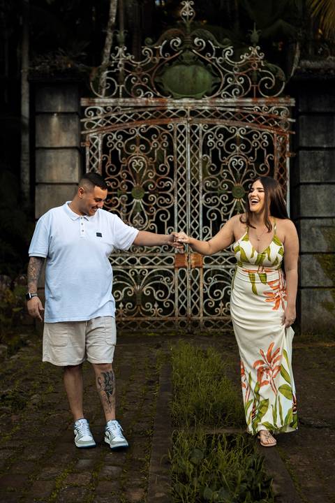 As melhores ideias e inspirações criativas de fotos para ensaio pré wedding no parque Jardim Botânico - SP'