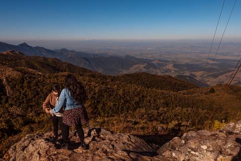 As melhores ideias e inspirações criativas de fotos para ensaio pré wedding em Campos do Jordão - SP'