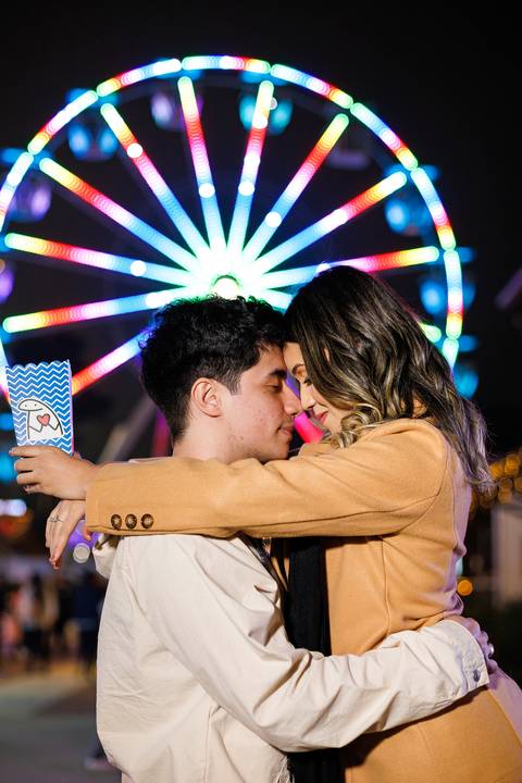 As melhores ideias e inspirações criativas de fotos para ensaio pré wedding em um parque no Campos do Jordão - SP'