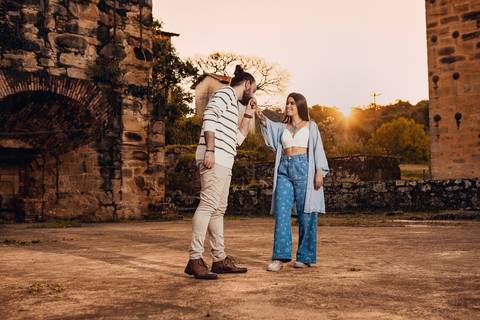 As melhores ideias e inspirações criativas de fotos para ensaio pré wedding na Floresta Nacional do Ipanema -  Fazenda Ipanema'