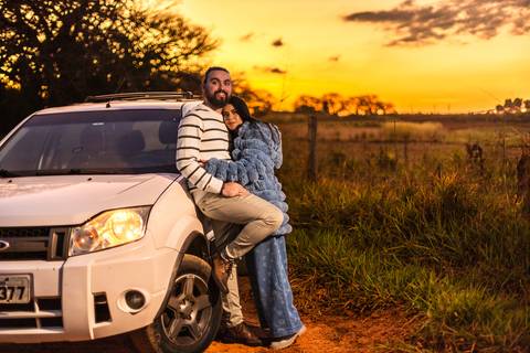 As melhores ideias e inspirações criativas de fotos para ensaio pré wedding na Floresta Nacional do Ipanema -  Fazenda Ipanema'