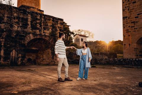 As melhores ideias e inspirações criativas de fotos para ensaio pré wedding na Floresta Nacional do Ipanema -  Fazenda Ipanema'