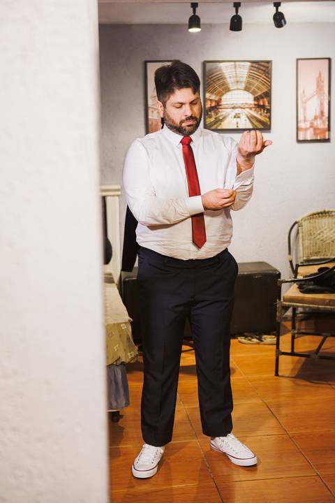 As melhores ideias e inspirações criativas do making of do noivo no Espaço La Forêt - São Roque'