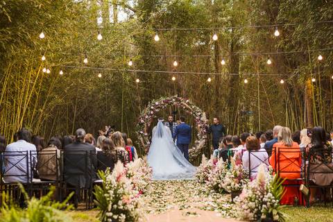 As melhores ideias e inspirações criativas da cerimônia no Espaço La Forêt - São Roque'