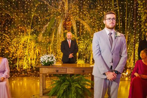 As melhores ideias e inspirações criativas de fotos de casamento no Cedrom Espaço de Eventos 
'