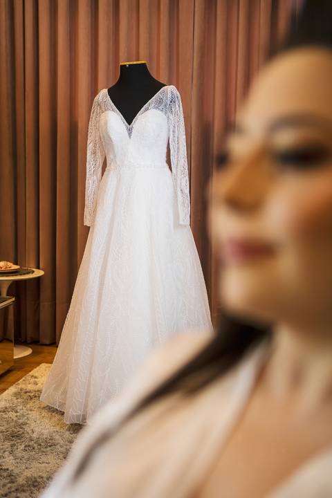 As melhores ideias e inspirações criativas de fotos do making of da noiva no The Loft - Salão de Beleza'