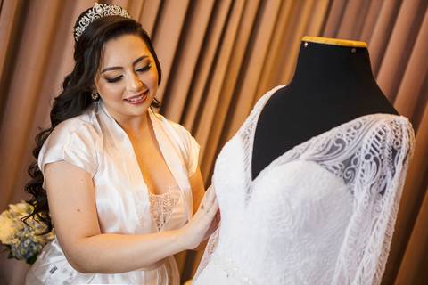 As melhores ideias e inspirações criativas de fotos do making of da noiva no The Loft - Salão de Beleza'