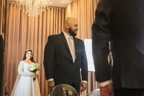 As melhores ideias e inspirações criativas de fotos do making of da noiva no The Loft - Salão de Beleza'