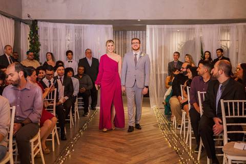 As melhores ideias e inspirações criativas de fotos de casamento no Cedrom Espaço de Eventos 
'