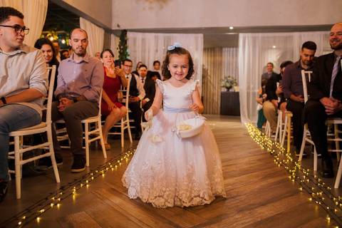 As melhores ideias e inspirações criativas de fotos de casamento no Cedrom Espaço de Eventos 
'