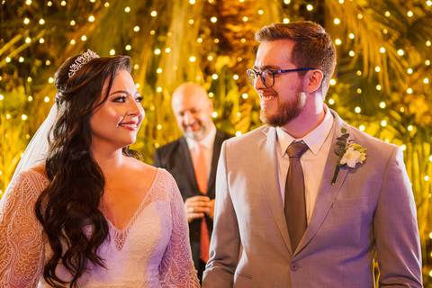 As melhores ideias e inspirações criativas de fotos de casamento no Cedrom Espaço de Eventos 
'