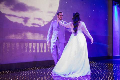 As melhores ideias e inspirações criativas de fotos de casamento no Cedrom Espaço de Eventos 
'