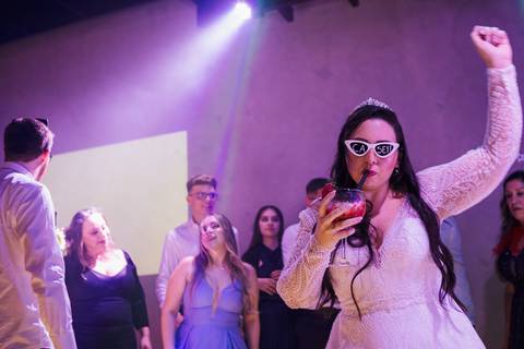 As melhores ideias e inspirações criativas de fotos de casamento no Cedrom Espaço de Eventos 
'