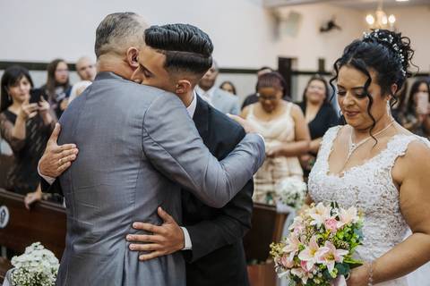 As melhores ideias e inspirações criativas de fotos de casamento da cerimônia na Paróquia Santa Gema Galgani  '