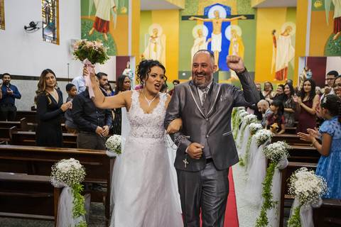 As melhores ideias e inspirações criativas de fotos de casamento da cerimônia na Paróquia Santa Gema Galgani  '
