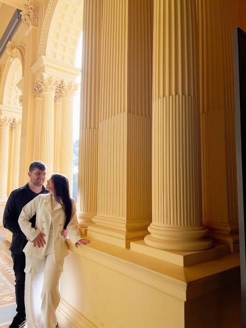 As melhores ideias e inspirações criativas de fotos para ensaio pré wedding no Museu do Ipiranga - Parque da Independência'