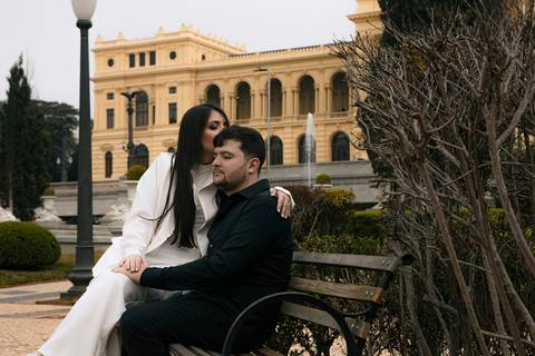 As melhores ideias e inspirações criativas de fotos para ensaio pré wedding no Museu do Ipiranga - Parque da Independência'