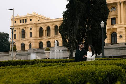 As melhores ideias e inspirações criativas de fotos para ensaio pré wedding no Museu do Ipiranga - Parque da Independência'