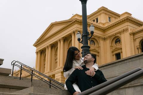 As melhores ideias e inspirações criativas de fotos para ensaio pré wedding no Museu do Ipiranga - Parque da Independência'
